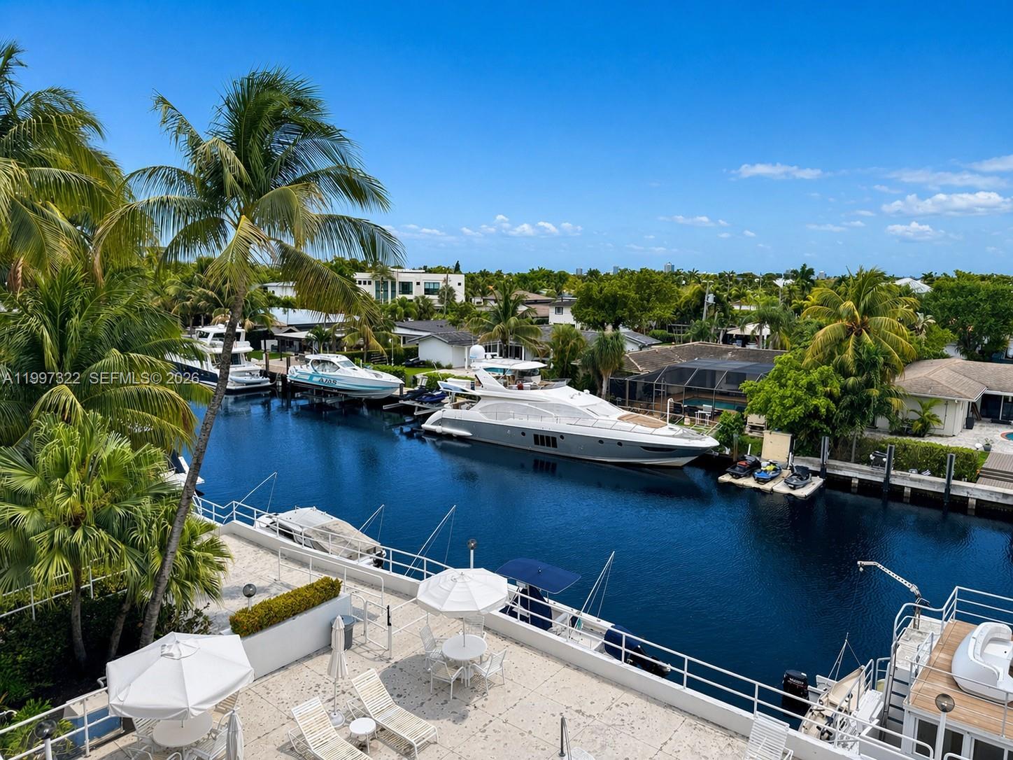 2370 NE 135th St #405, North Miami FL 33181