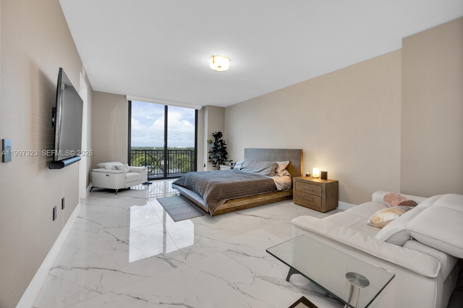 301 Altara Ave #LPH914, Coral Gables FL 33146