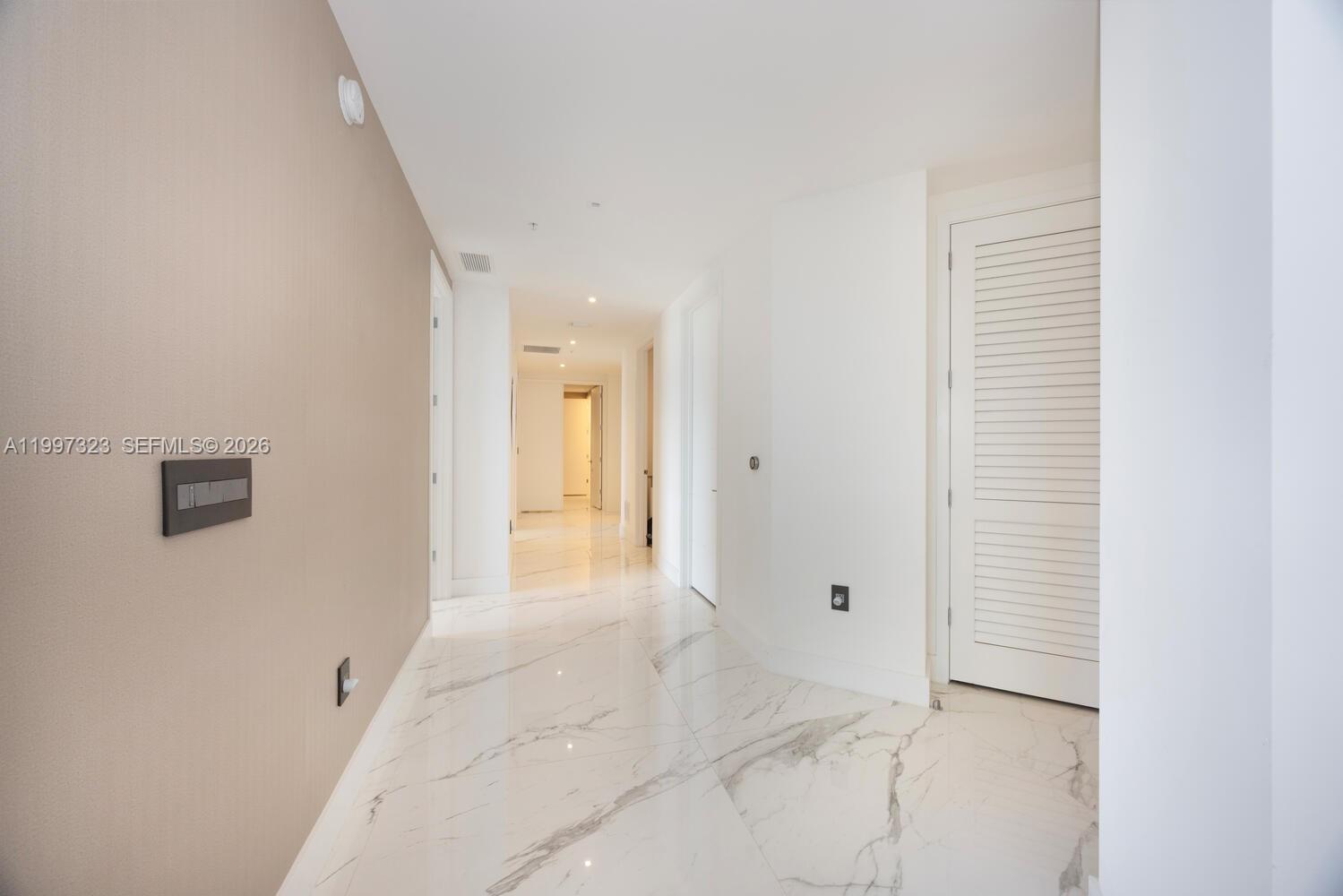 301 Altara Ave #LPH914, Coral Gables FL 33146