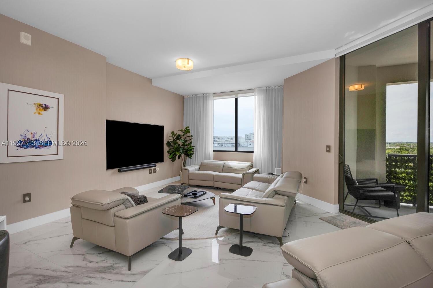 301 Altara Ave #LPH914, Coral Gables FL 33146