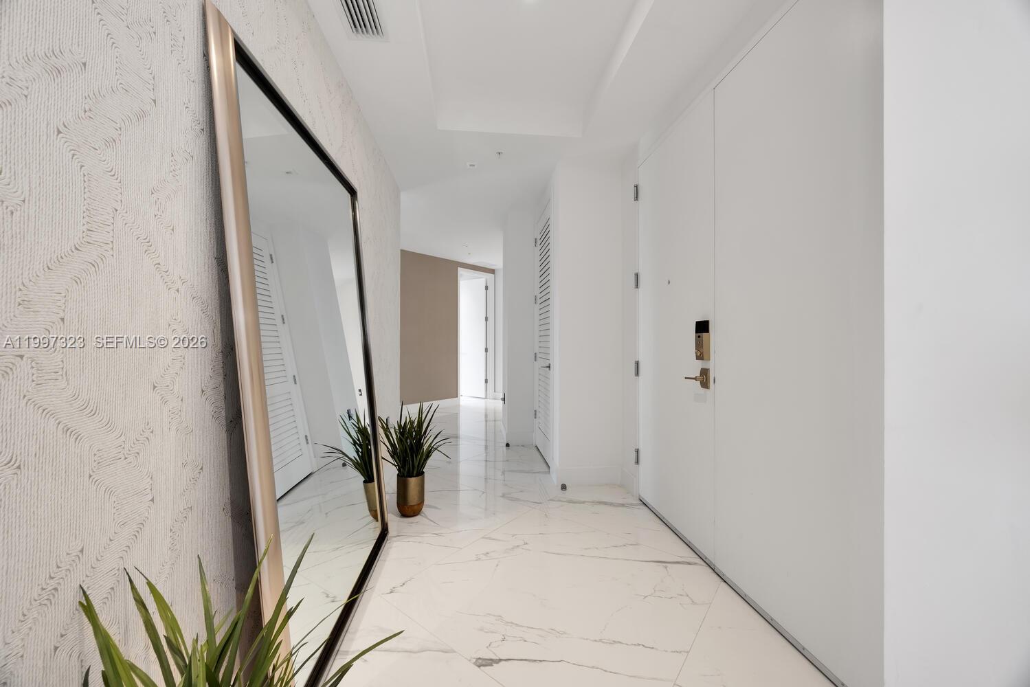 301 Altara Ave #LPH914, Coral Gables FL 33146
