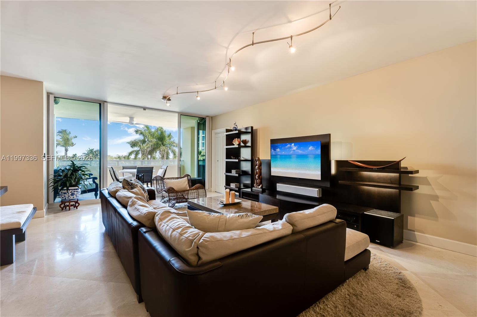 445 Grand Bay Dr #412, Key Biscayne FL 33149