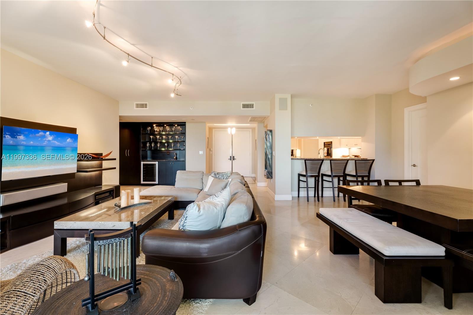 445 Grand Bay Dr #412, Key Biscayne FL 33149