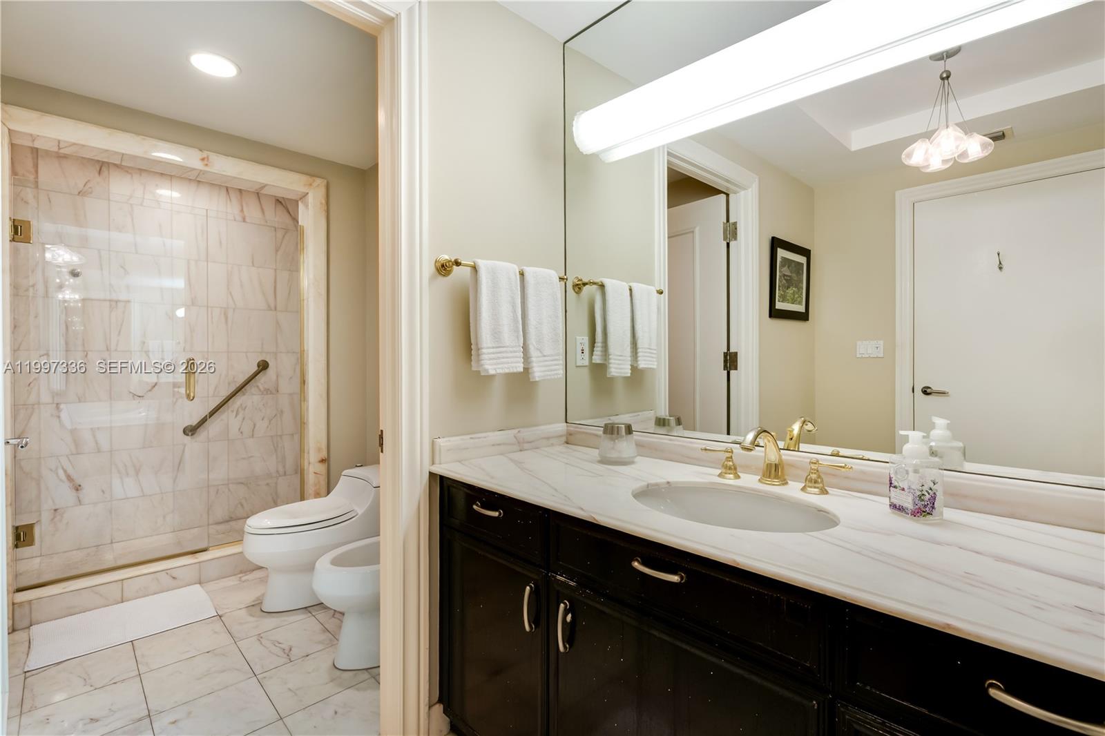 445 Grand Bay Dr #412, Key Biscayne FL 33149