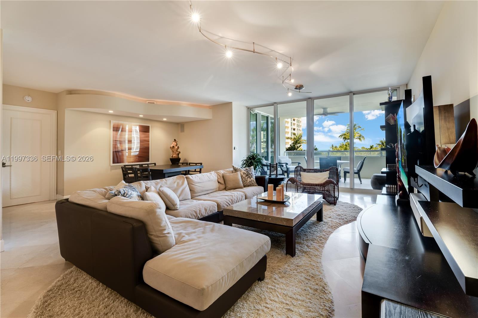 445 Grand Bay Dr #412, Key Biscayne FL 33149