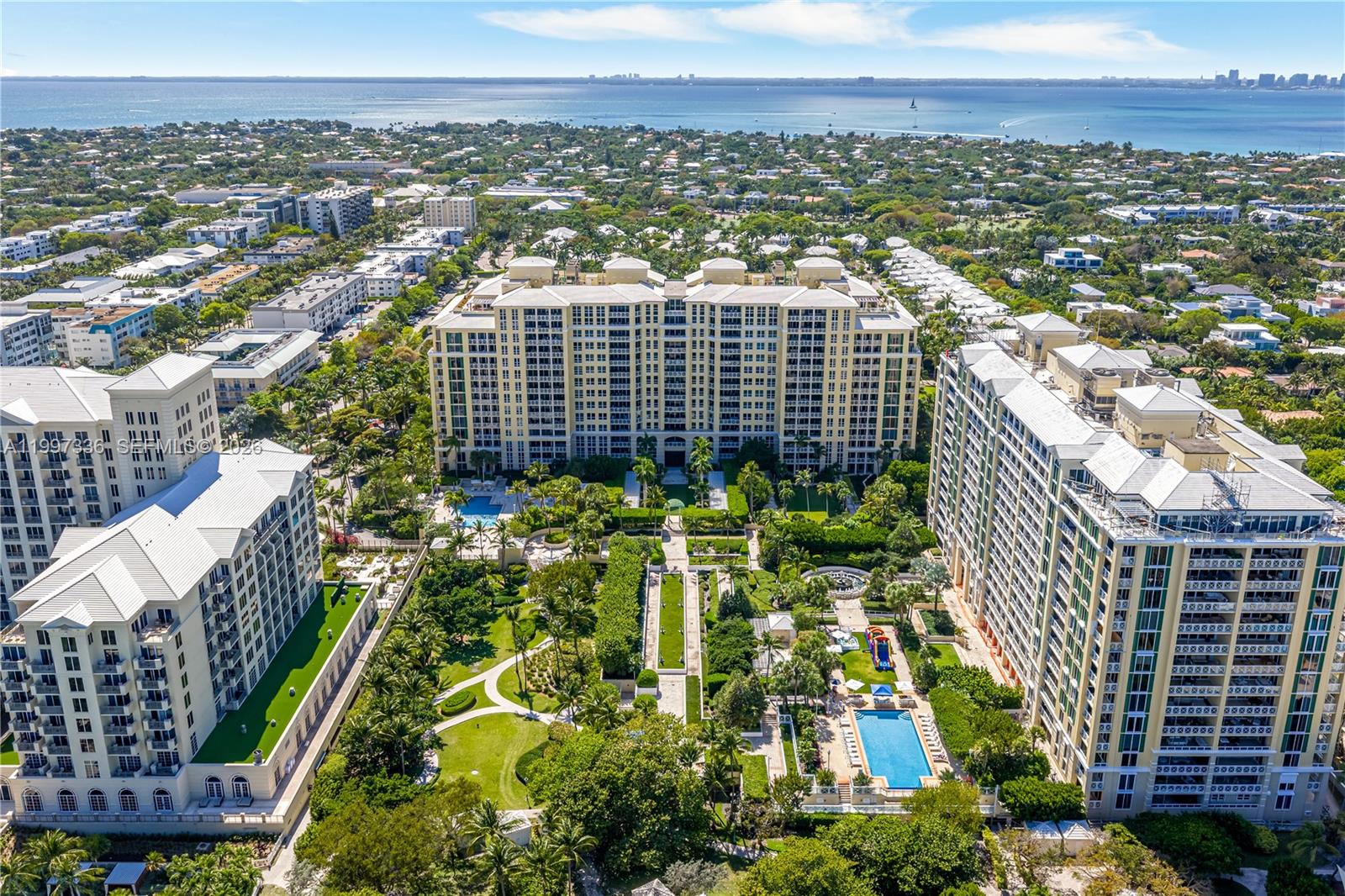 445 Grand Bay Dr #412, Key Biscayne FL 33149