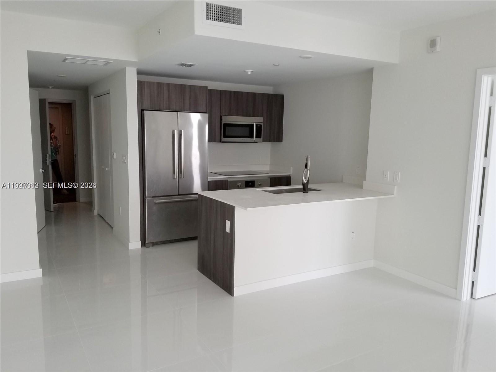 488 NE 18th St #2005, Miami FL 33132