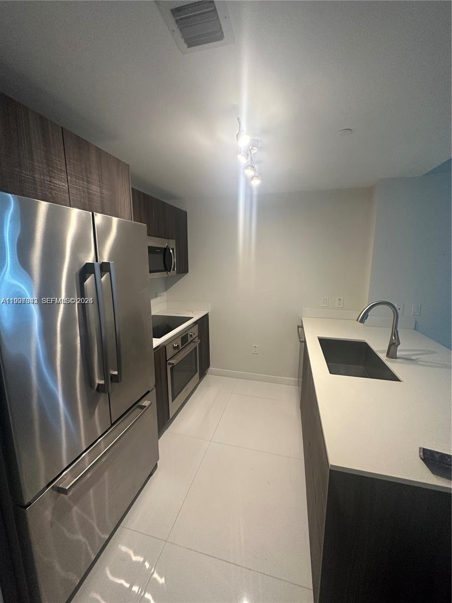 488 NE 18th St #2005, Miami FL 33132