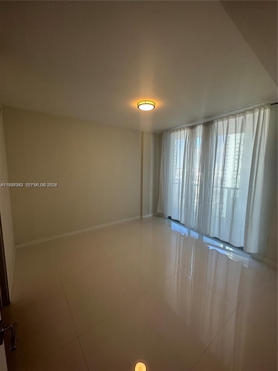 488 NE 18th St #2005, Miami FL 33132