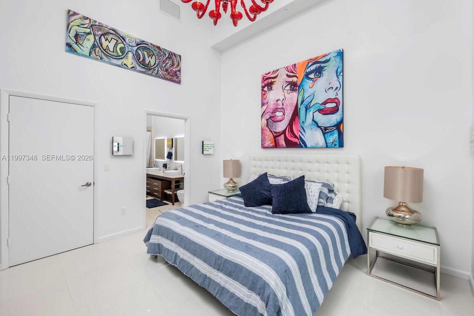 475 Brickell Ave #2811, Miami FL 33131