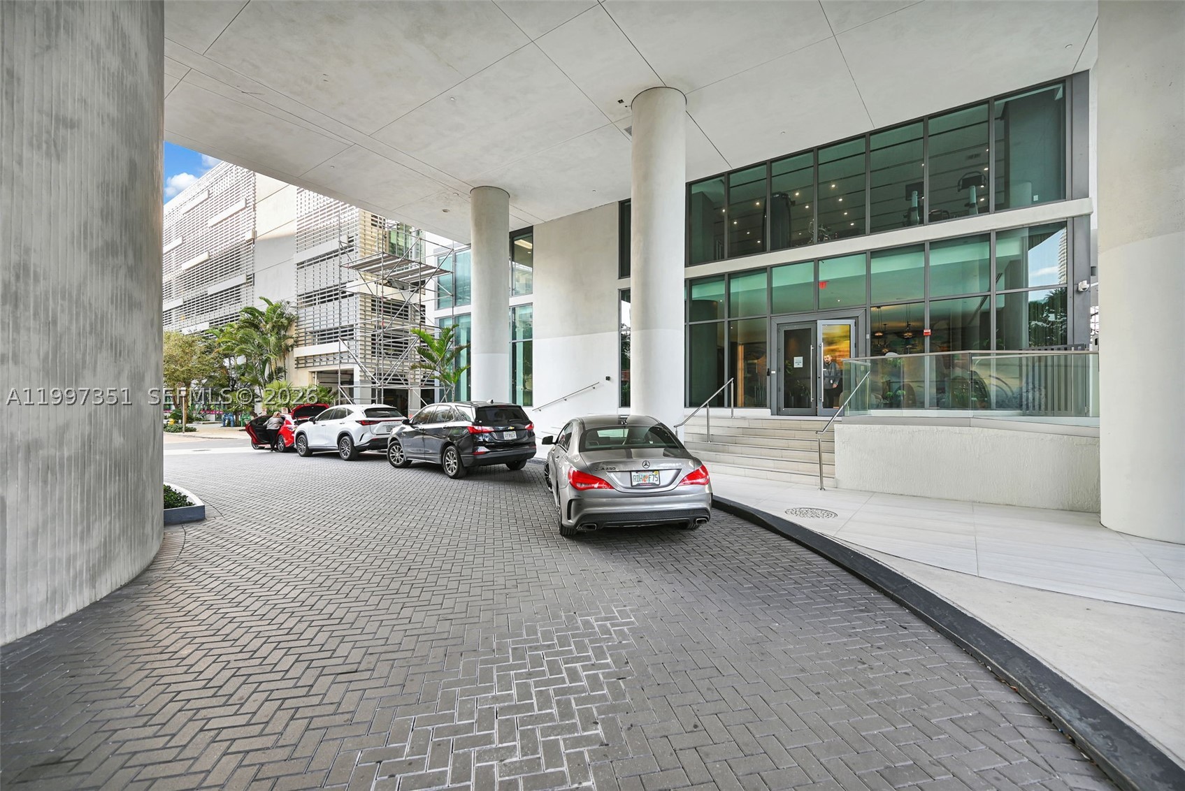 460 NE 28th St #2908, Miami FL 33137