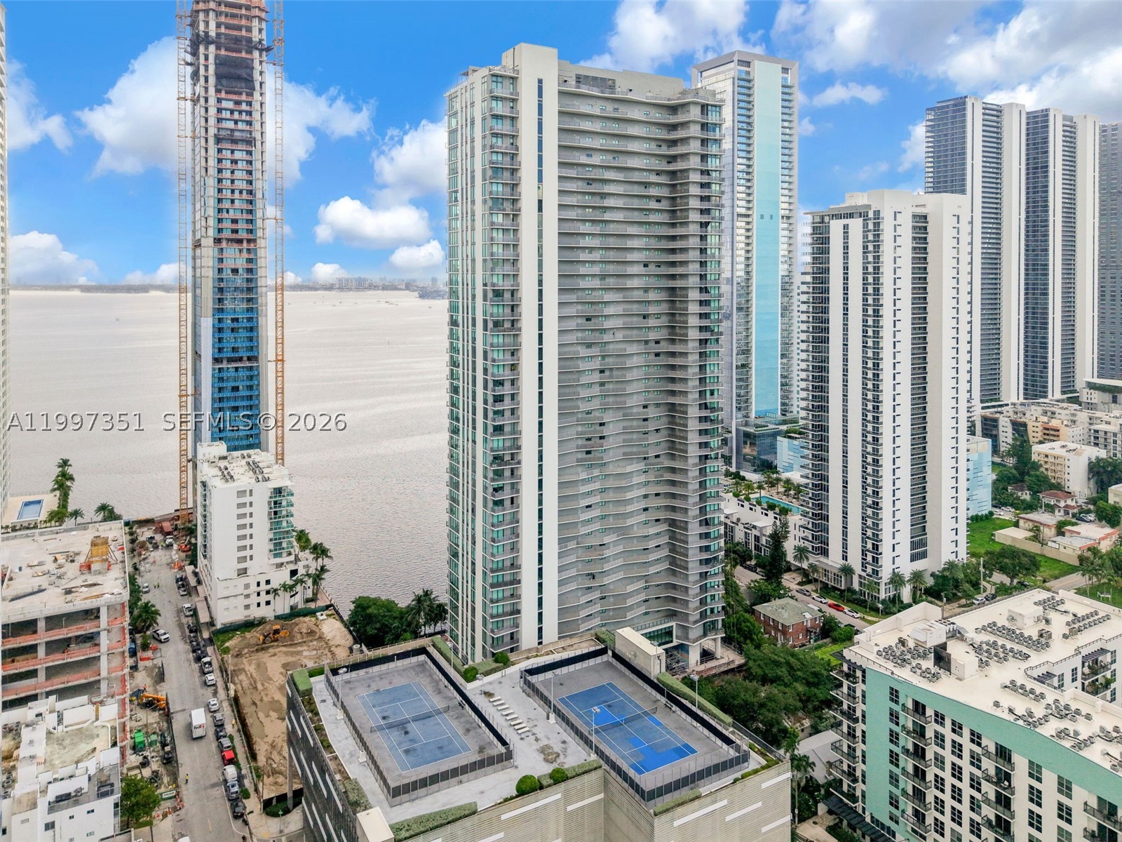 460 NE 28th St #2908, Miami FL 33137
