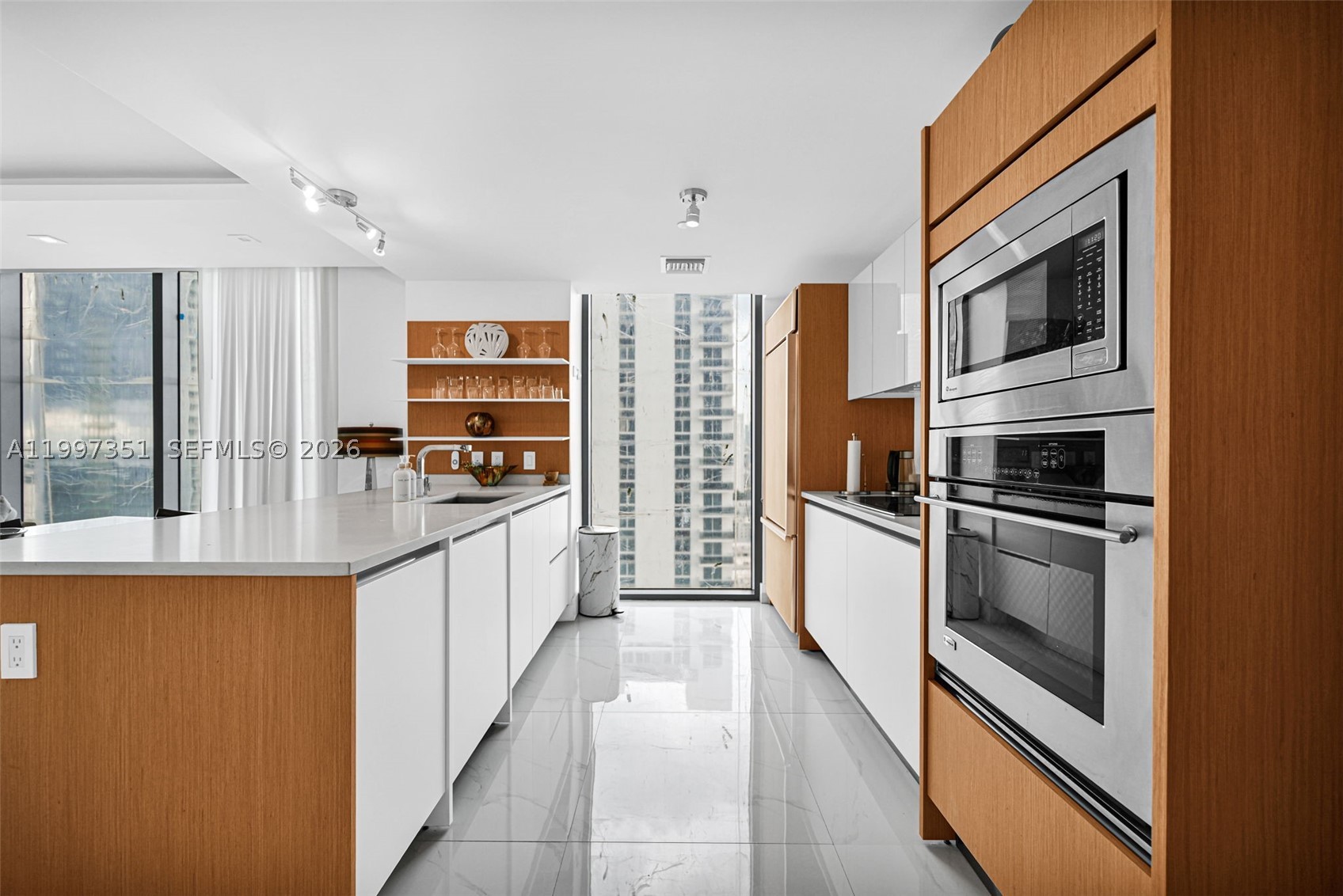 460 NE 28th St #2908, Miami FL 33137