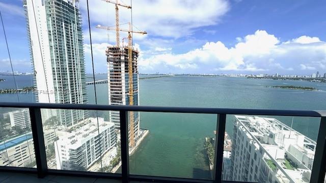 460 NE 28th St #2908, Miami FL 33137