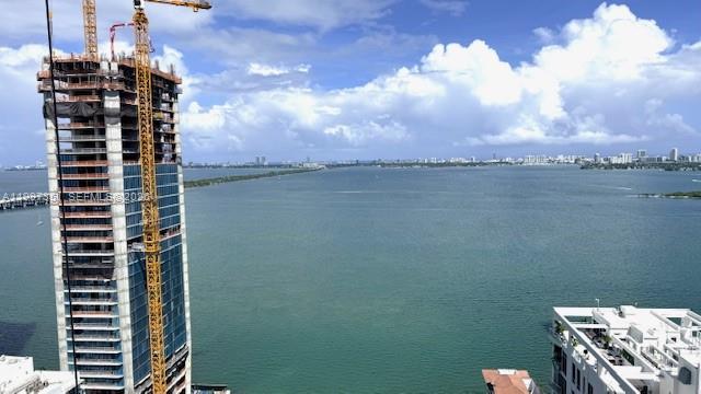 460 NE 28th St #2908, Miami FL 33137