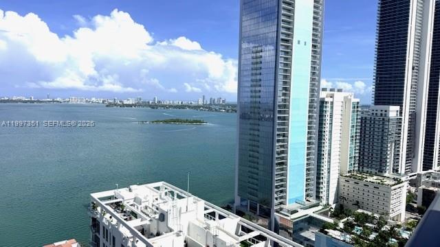 460 NE 28th St #2908, Miami FL 33137
