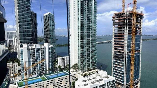 460 NE 28th St #2908, Miami FL 33137