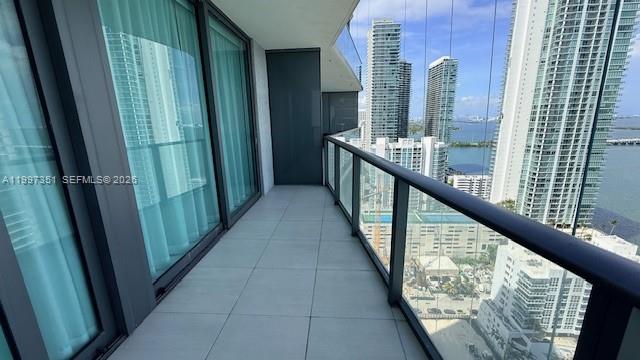 460 NE 28th St #2908, Miami FL 33137
