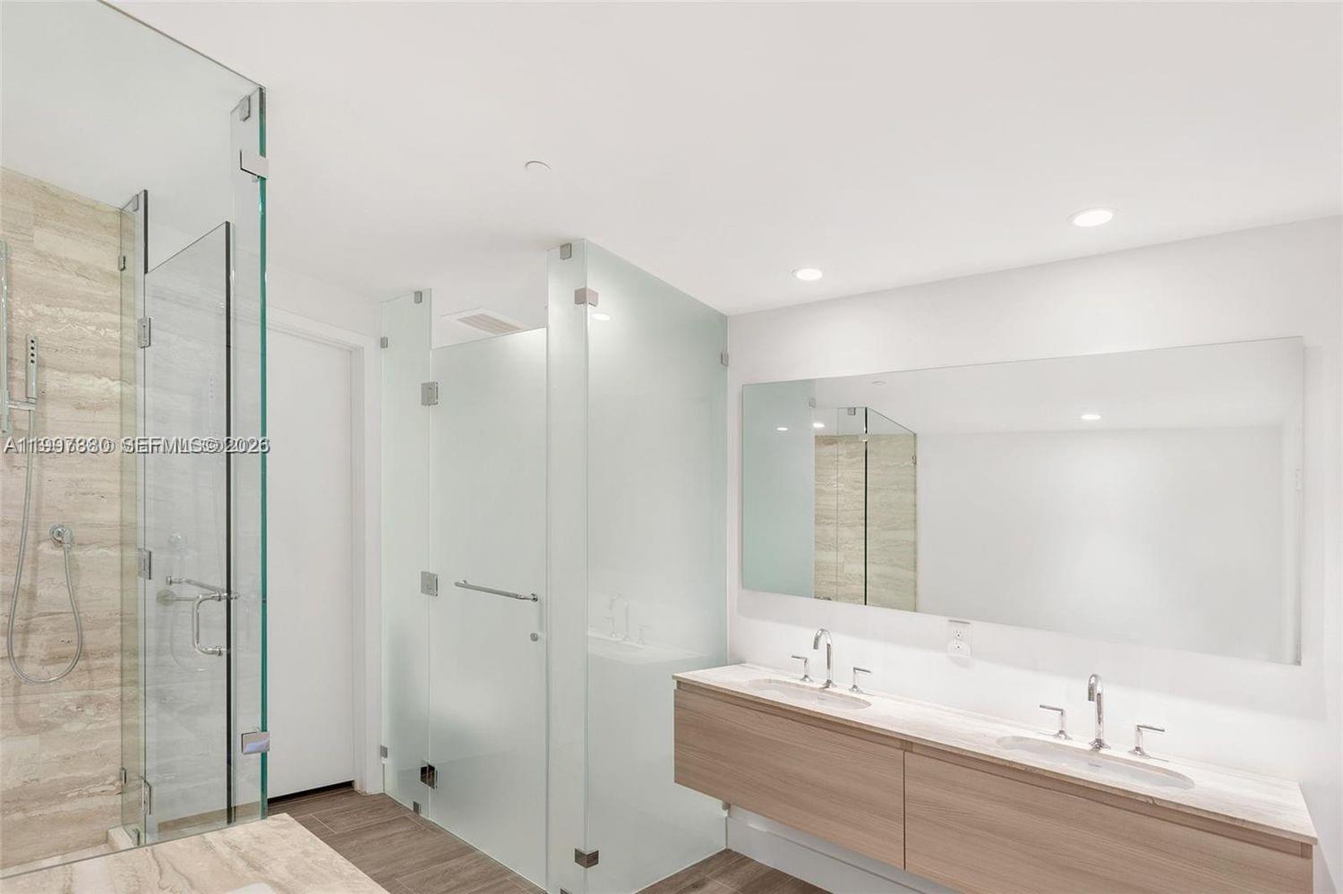 2900 NE 7th Ave #2406, Miami FL 33137