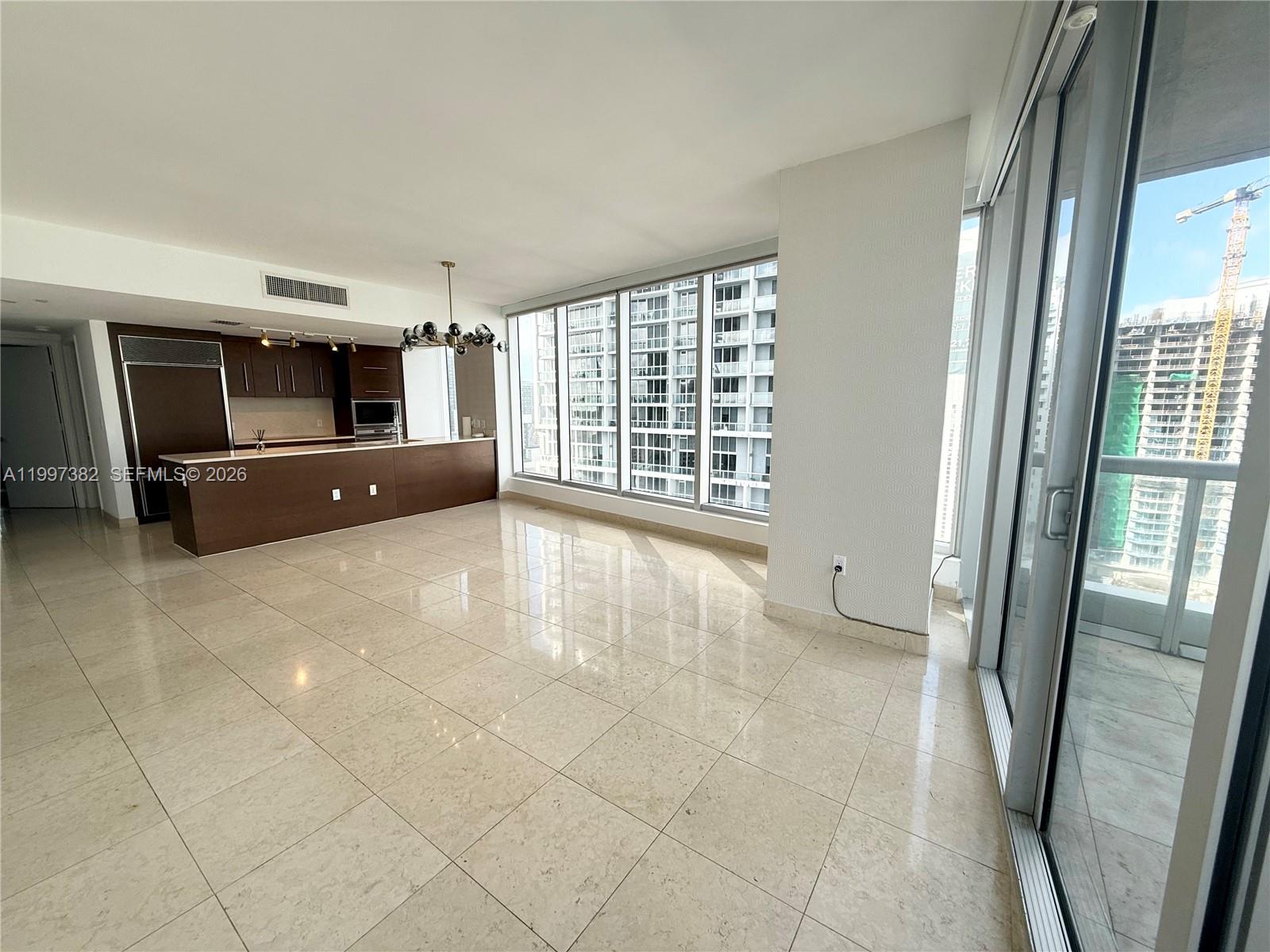 475 Brickell Ave #2915, Miami FL 33131