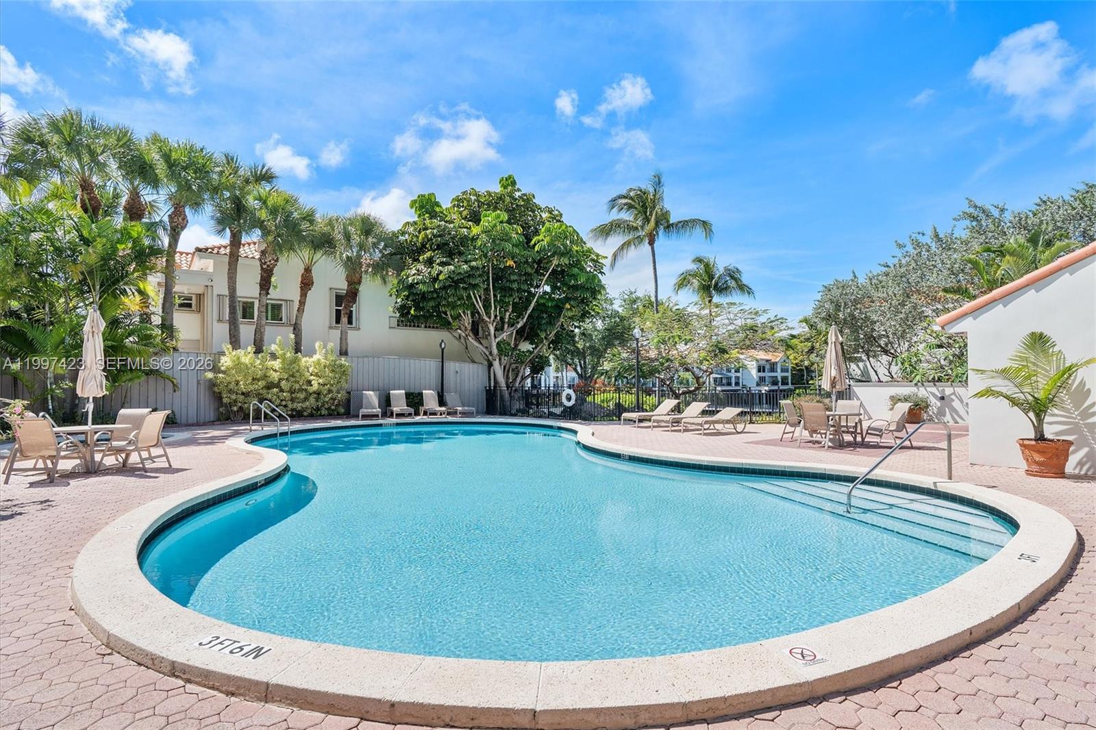 6720 SW 88th, Pinecrest FL 33156