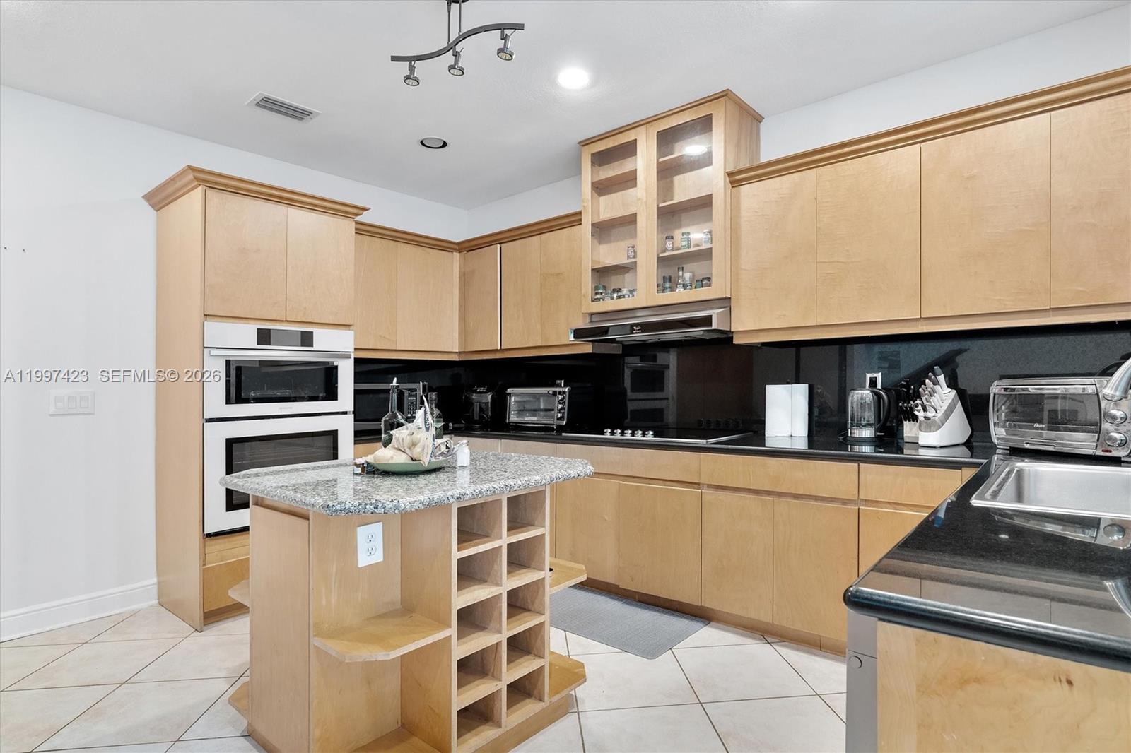 6720 SW 88th Ter, Pinecrest FL 33156