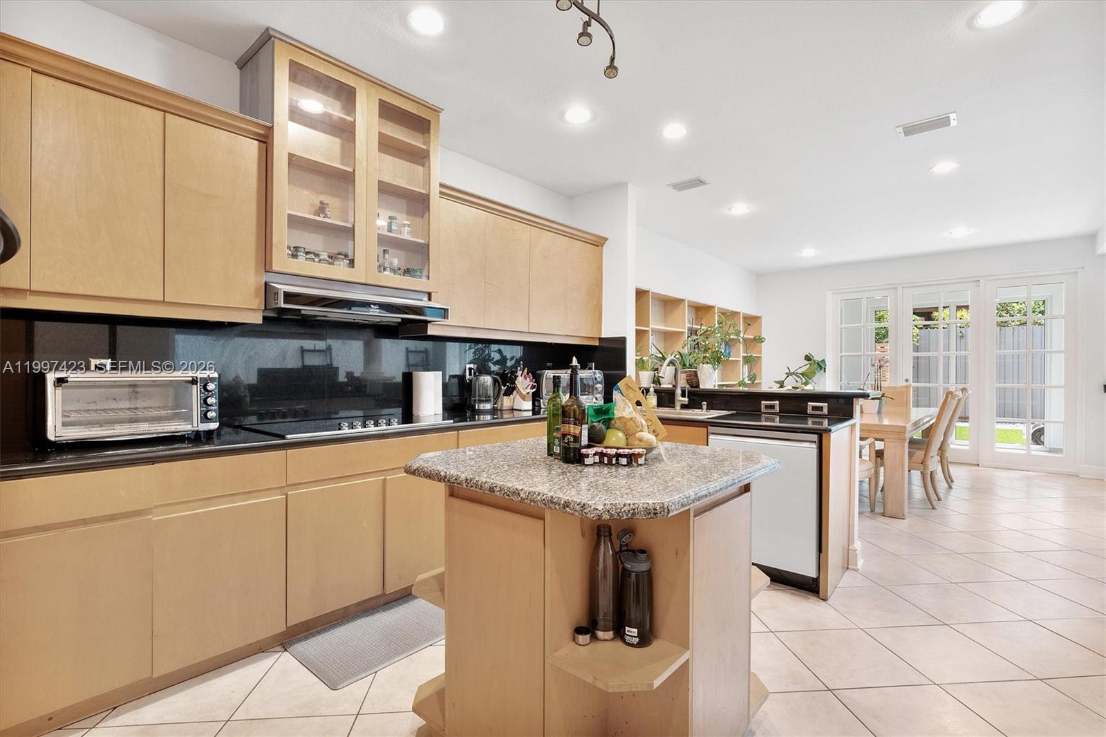 6720 SW 88th Ter, Pinecrest FL 33156
