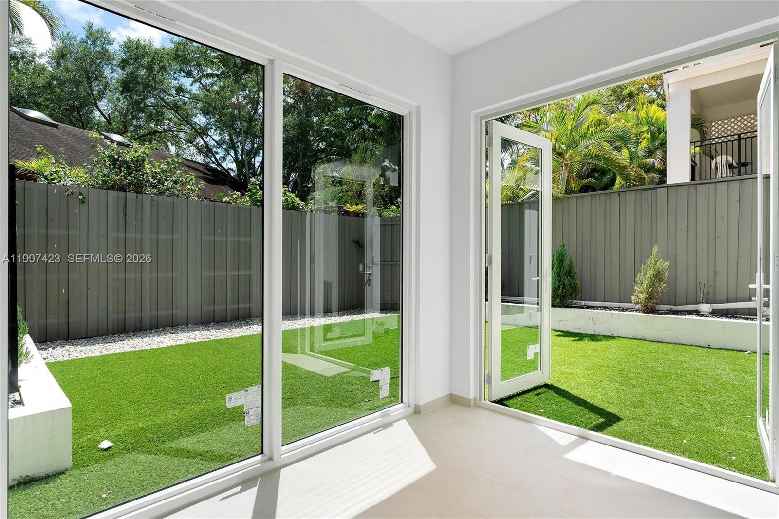 6720 SW 88th Ter, Pinecrest FL 33156