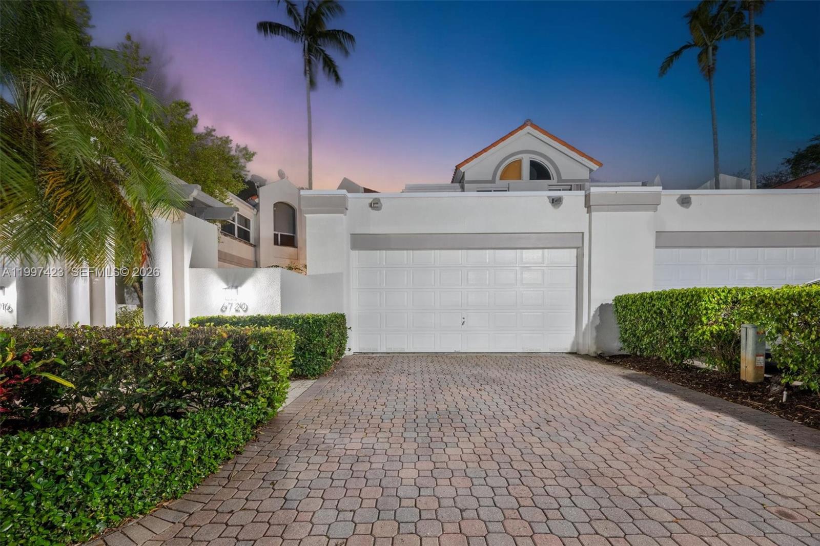 6720 SW 88th Ter, Pinecrest FL 33156