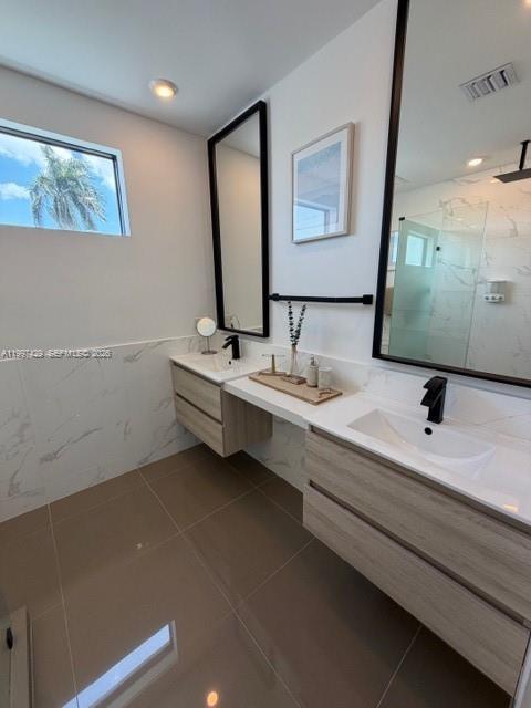 3645 SW 3 st, Miami FL 33135
