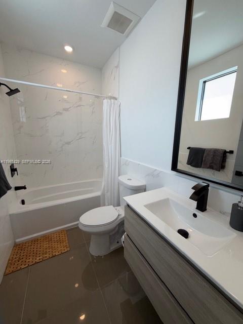 3645 SW 3 st, Miami FL 33135