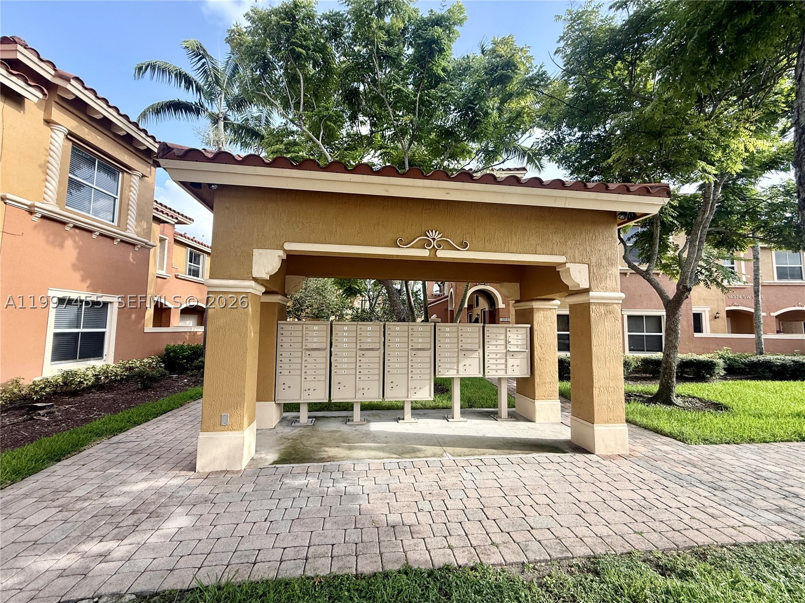 962 SW 143rd Ave #2207, Pembroke Pines FL 33027