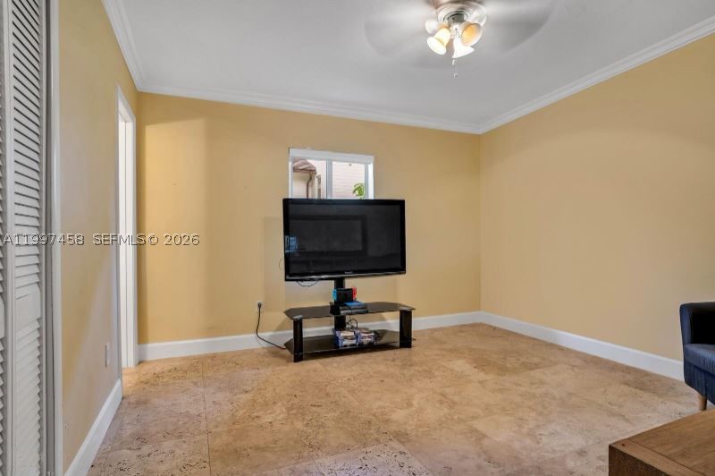 7405 SW 79th Ct, Miami FL 33143