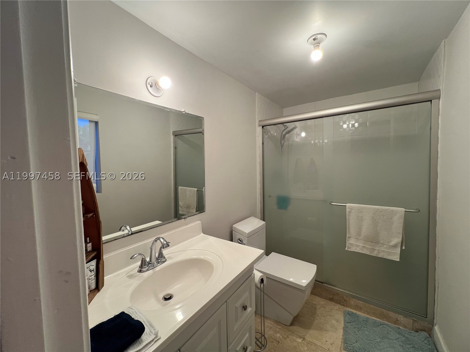 7405 SW 79th Ct, Miami FL 33143