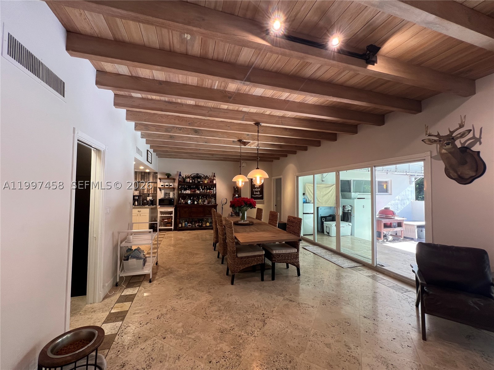 7405 SW 79th Ct, Miami FL 33143