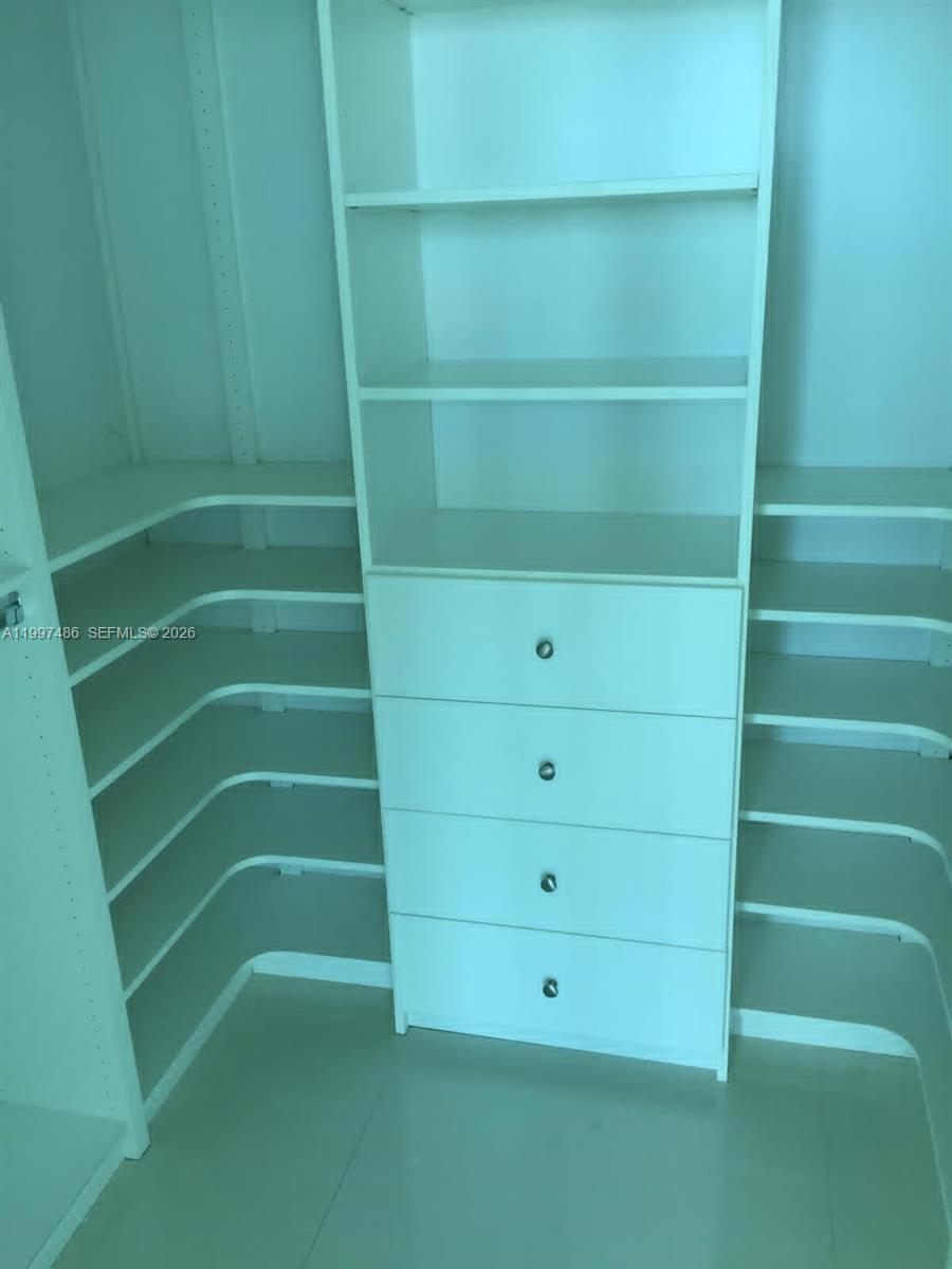 888 Biscayne Blvd #2709, Miami FL 33132