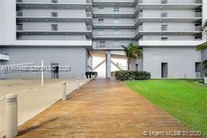 888 Biscayne Blvd #2709, Miami FL 33132