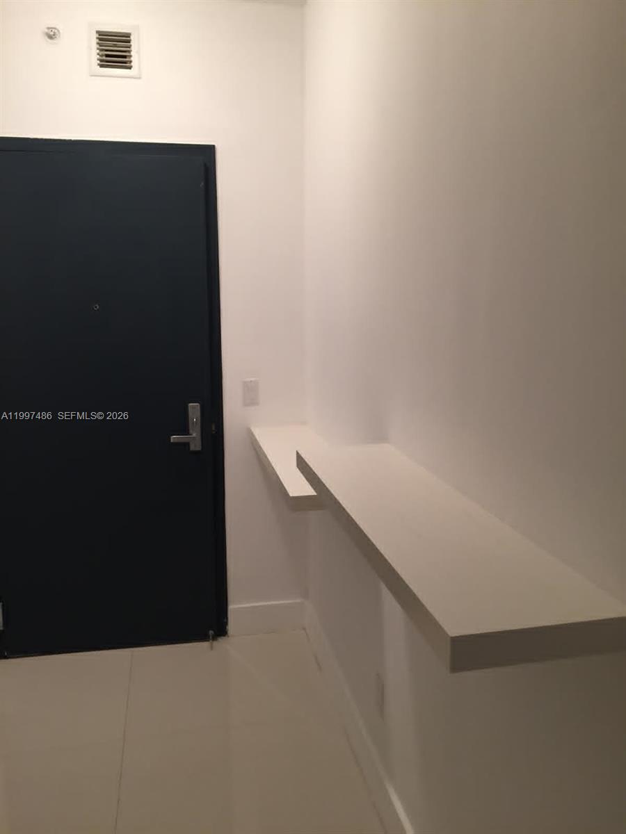 888 Biscayne Blvd #2709, Miami FL 33132