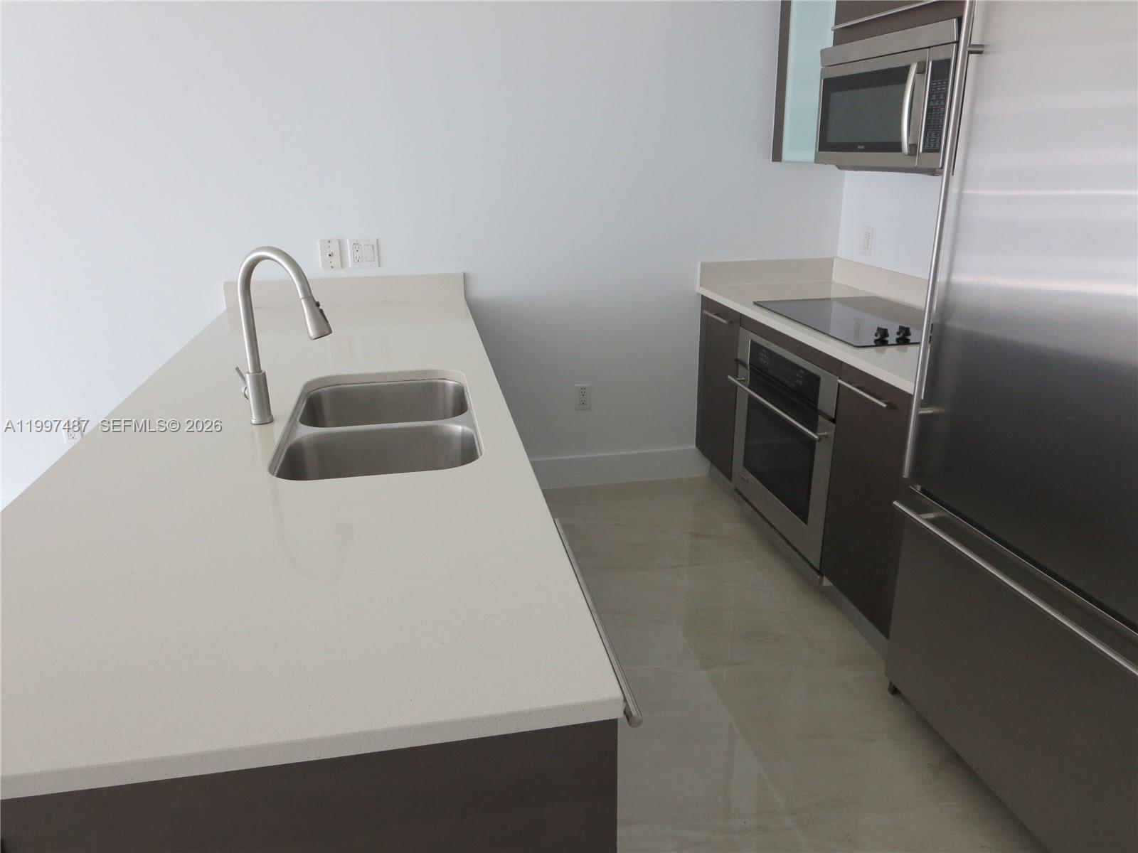 500 Brickell Ave #3006, Miami FL 33131