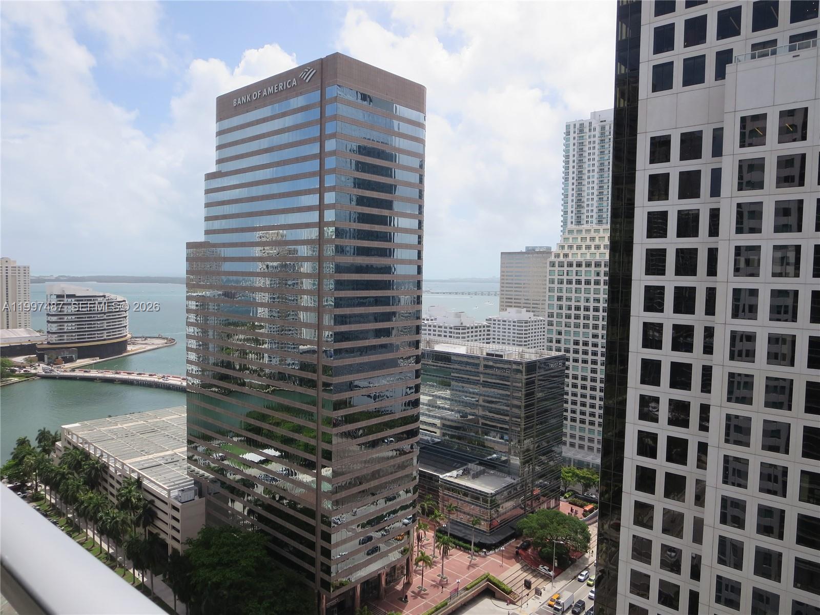 500 Brickell Ave #3006, Miami FL 33131