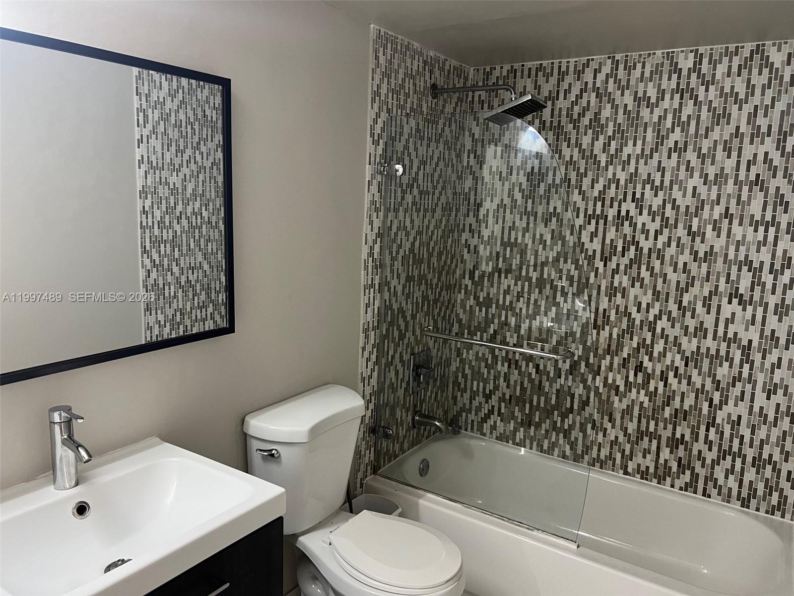 19701 E Country Club Dr #5208, Aventura FL 33180