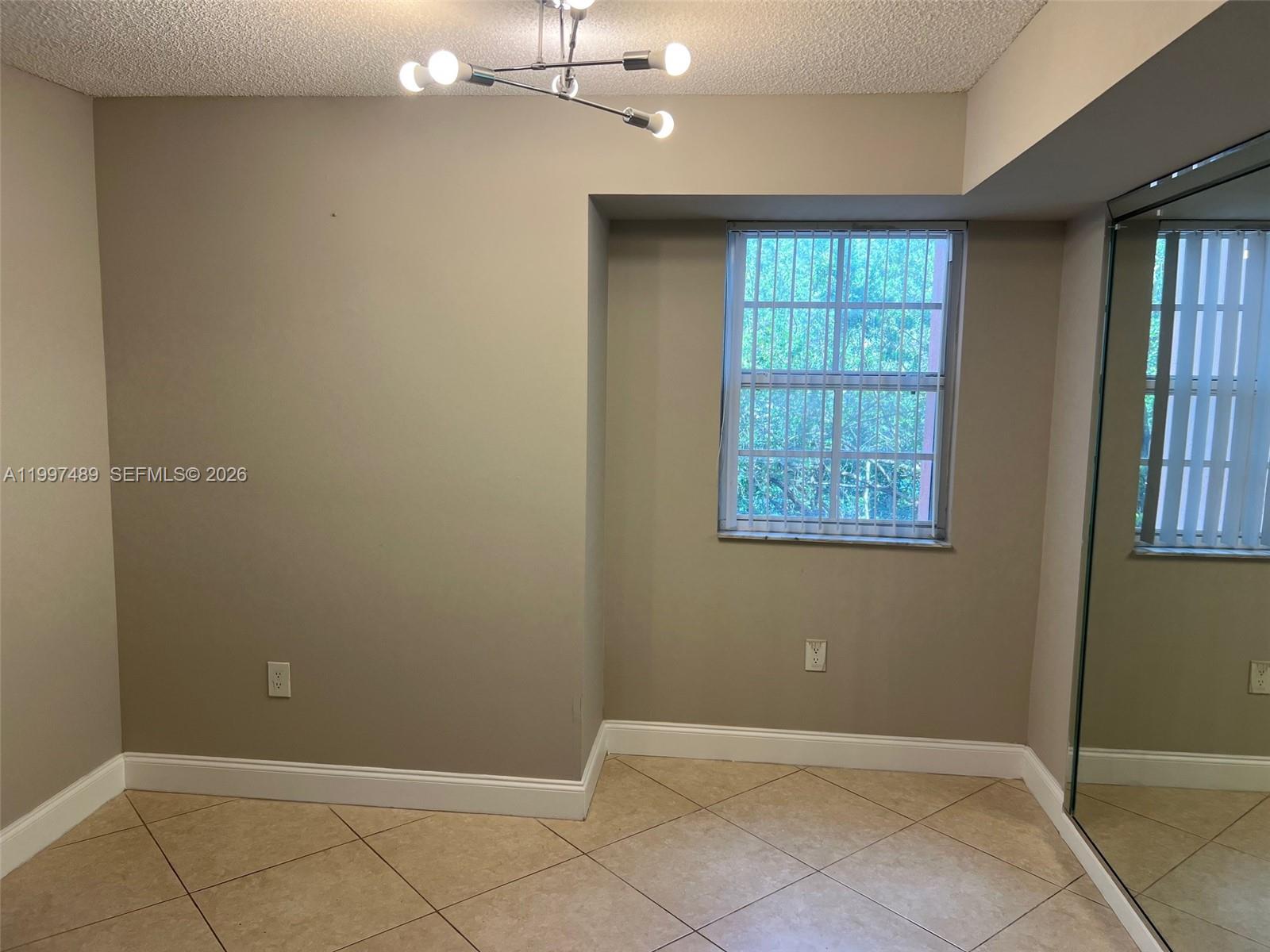 19701 E Country Club Dr #5208, Aventura FL 33180