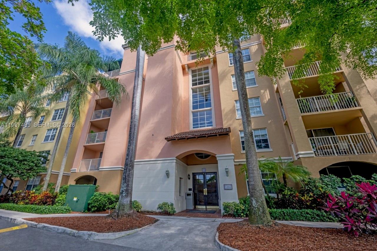 19701 E Country Club Dr #5208, Aventura FL 33180