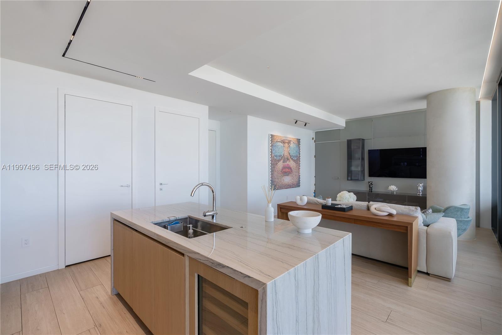 8701 Collins Ave #1103, Miami Beach FL 33154