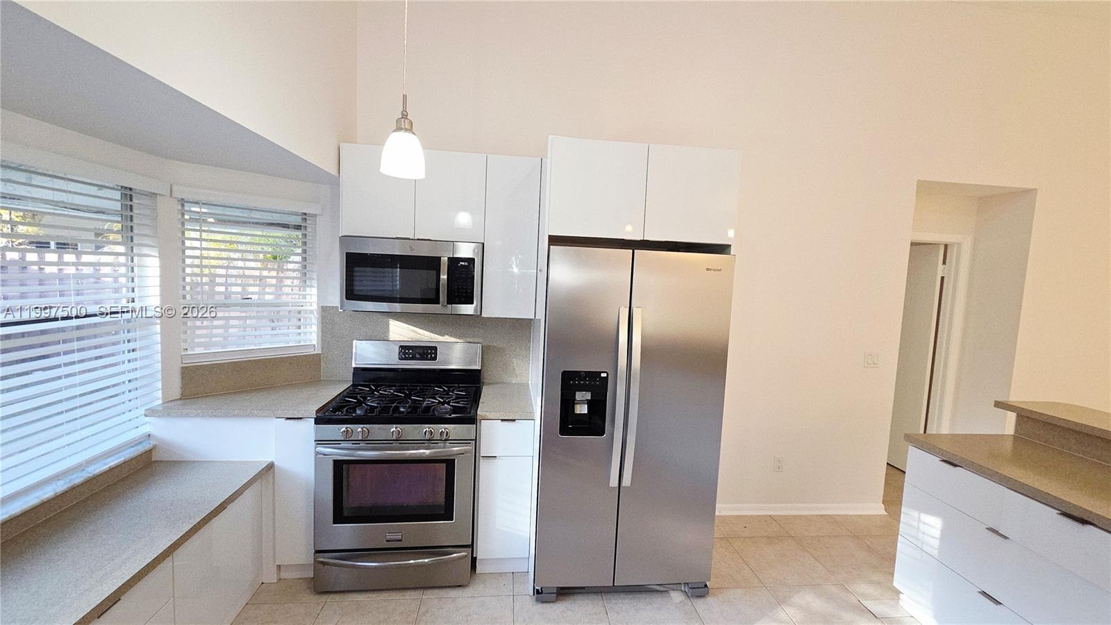 3247 NW 123rd Ave, Sunrise FL 33323