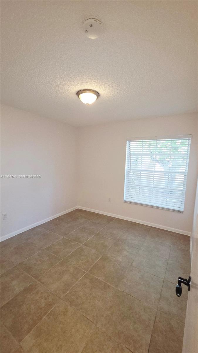 3247 NW 123rd Ave, Sunrise FL 33323