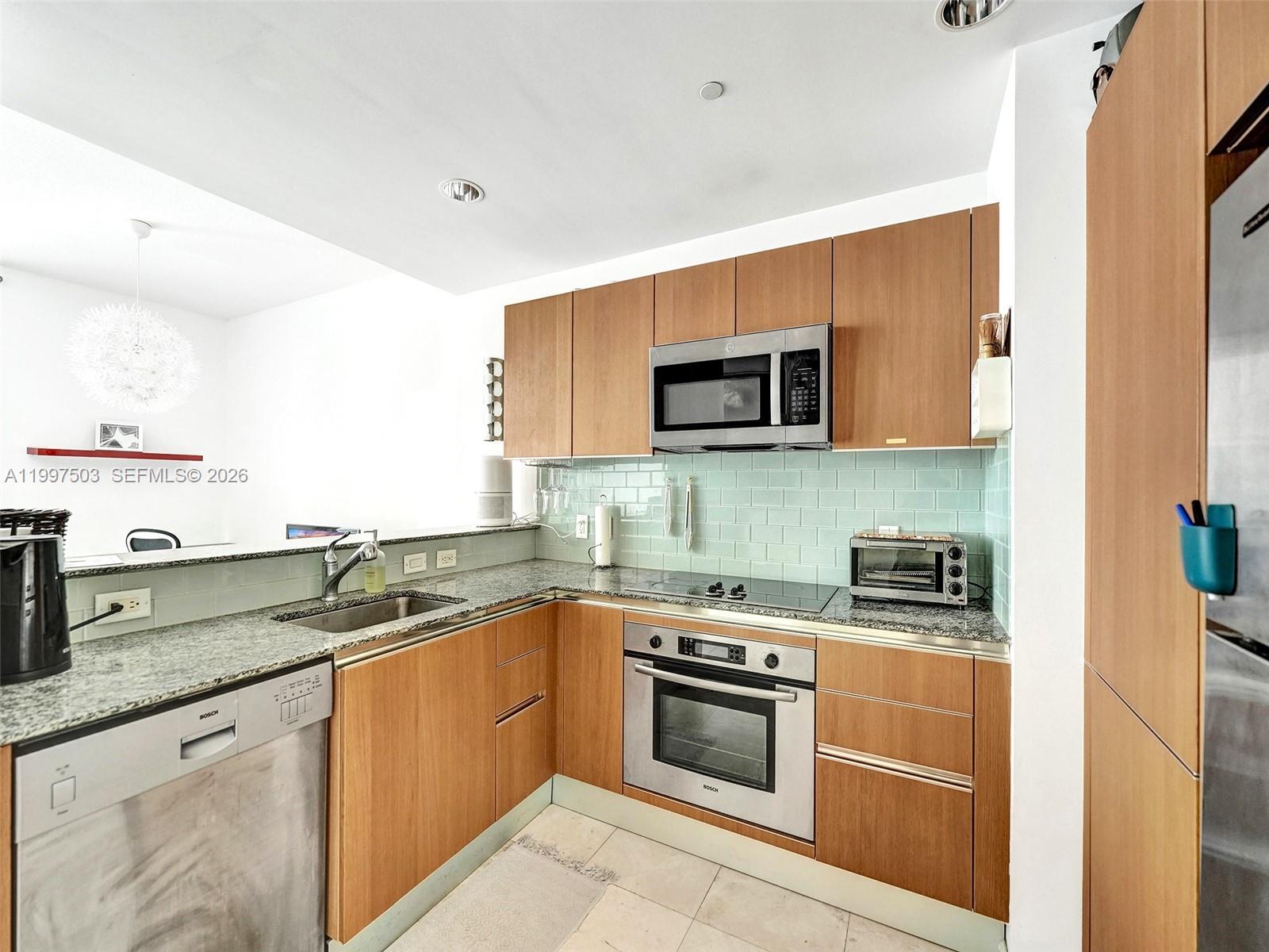 1050 Brickell Ave #2722, Miami FL 33131