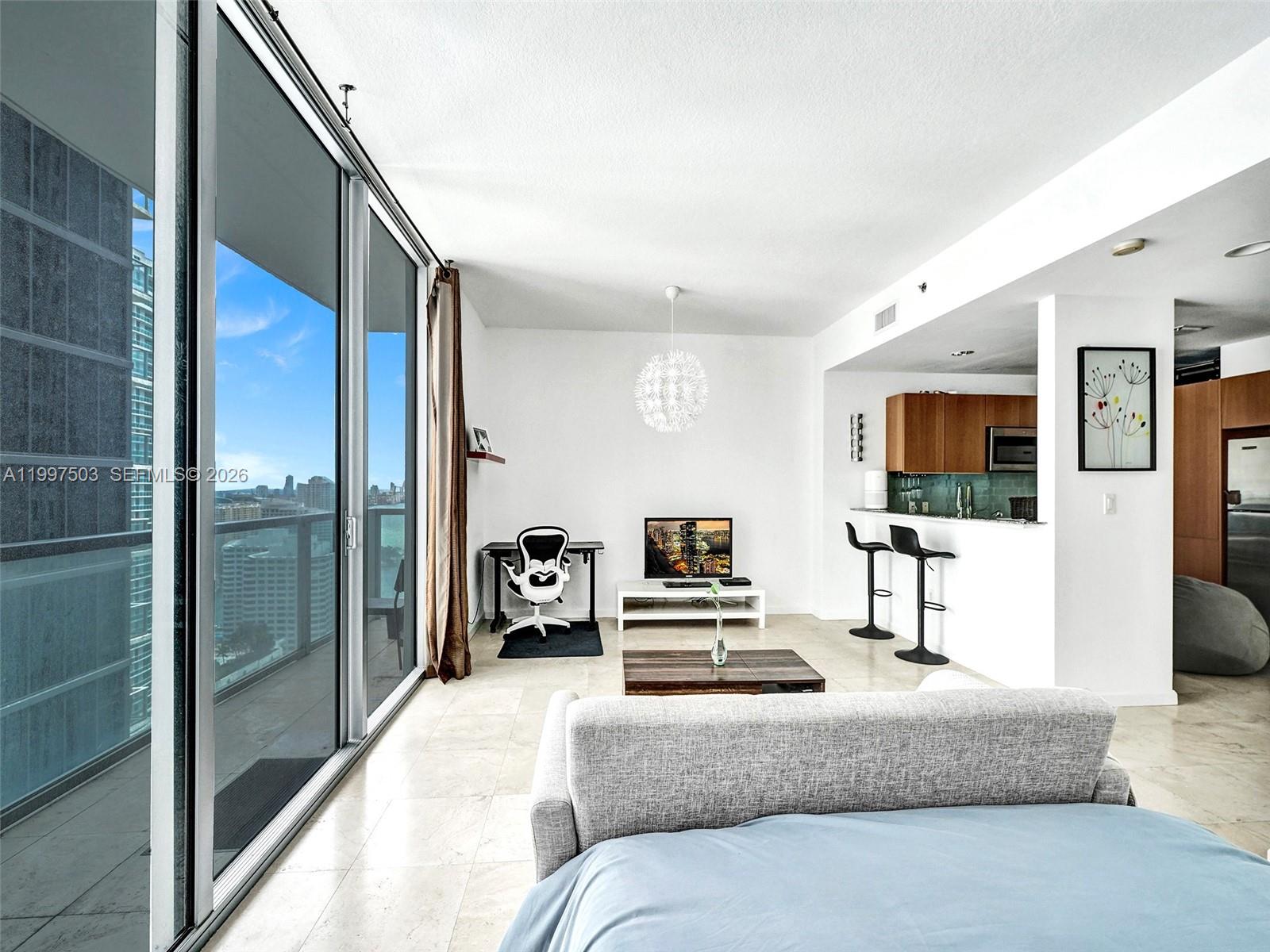 1050 Brickell Ave #2722, Miami FL 33131