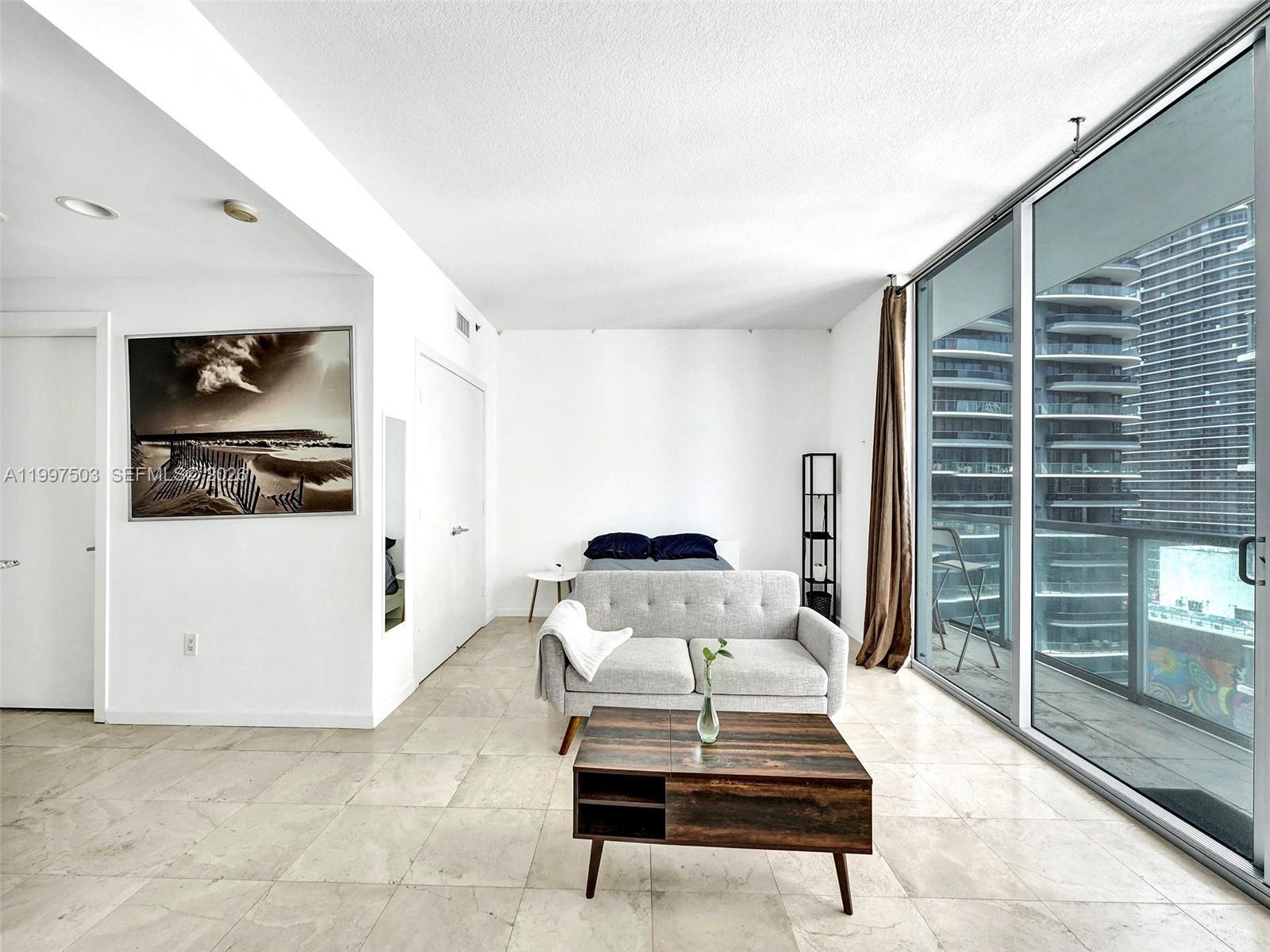 1050 Brickell Ave #2722, Miami FL 33131