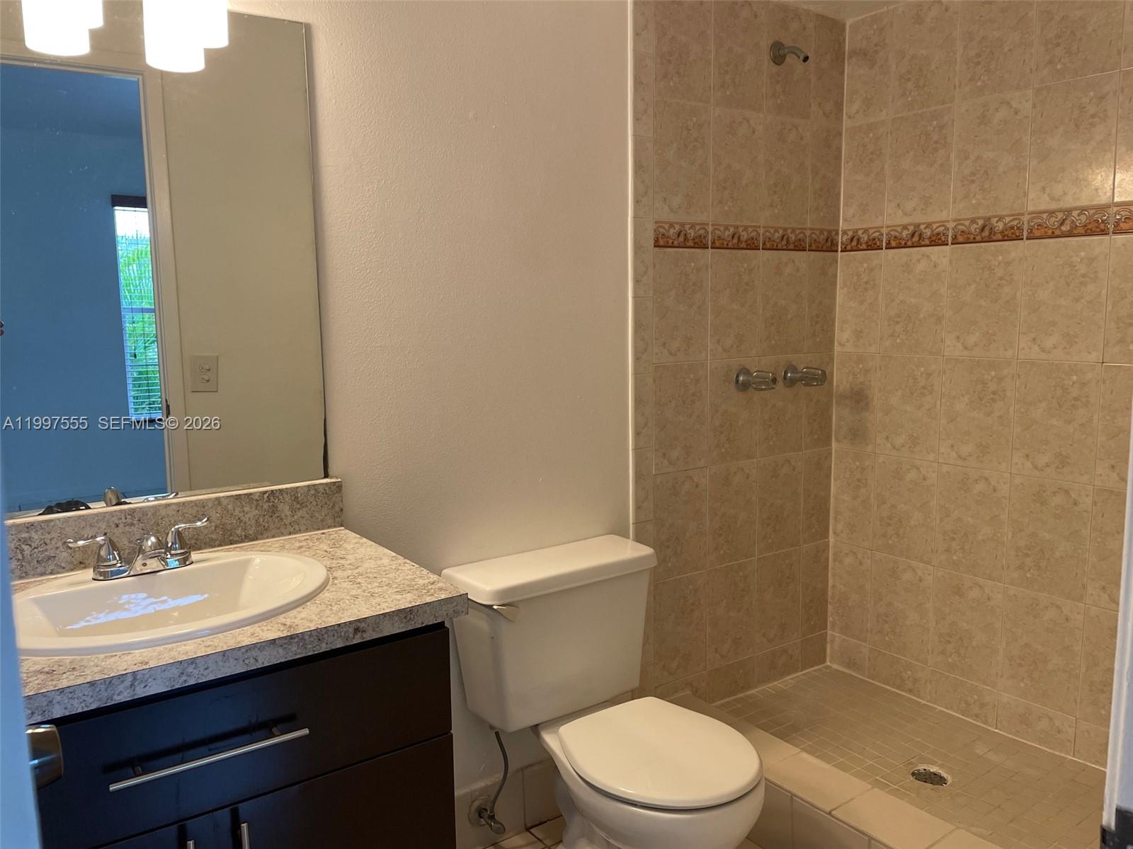 9771 SW 211th st, Cutler Bay FL 33189